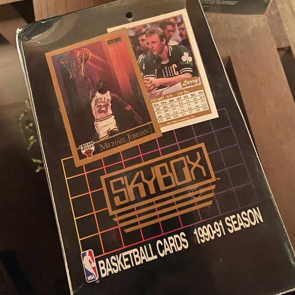 NBA Other - Vintage 1990 1991 season Skybox NBA basketball sealed box unopened card packs